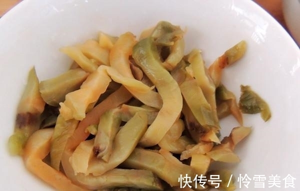 香干要怎么做才能柔软又入味？原来放水有讲究，出锅之后比肉好吃