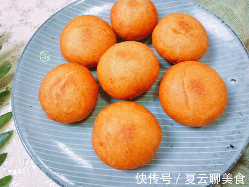 脆皮糖糕在家做，只要掌握3个技巧，个个空心不露馅，外皮酥脆