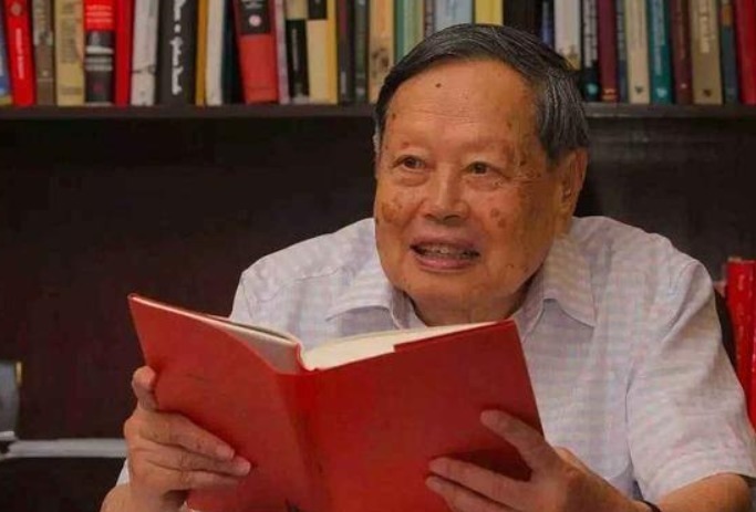 罗辑|科幻小说神作《三体》，奥巴马强力推荐，杨振宁却说看不下去