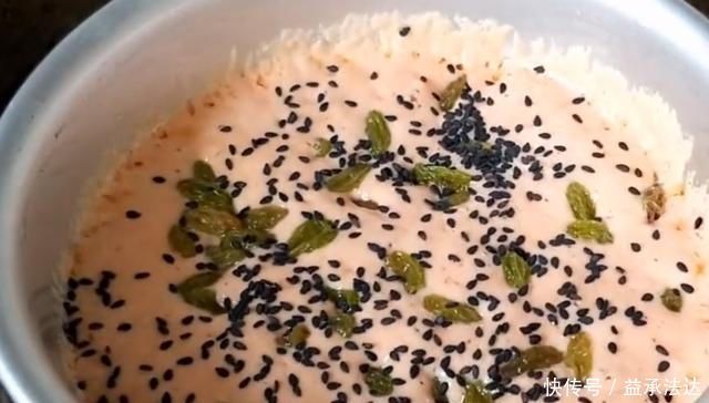 西红柿里加2个鸡蛋，不炒不做汤，简单几步，出锅给肉不换，好吃