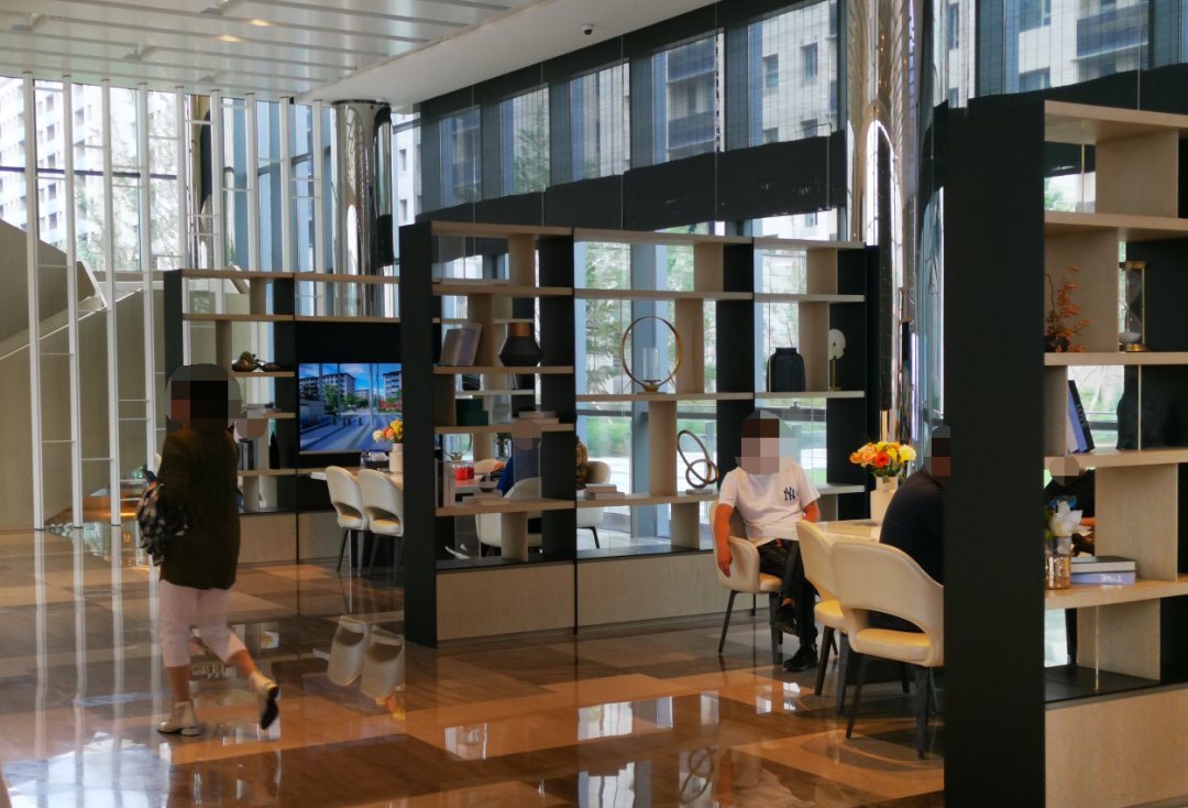 伟峰|长春伟峰东域二期开盘，总价近400万的房子，还没开盘就快没了