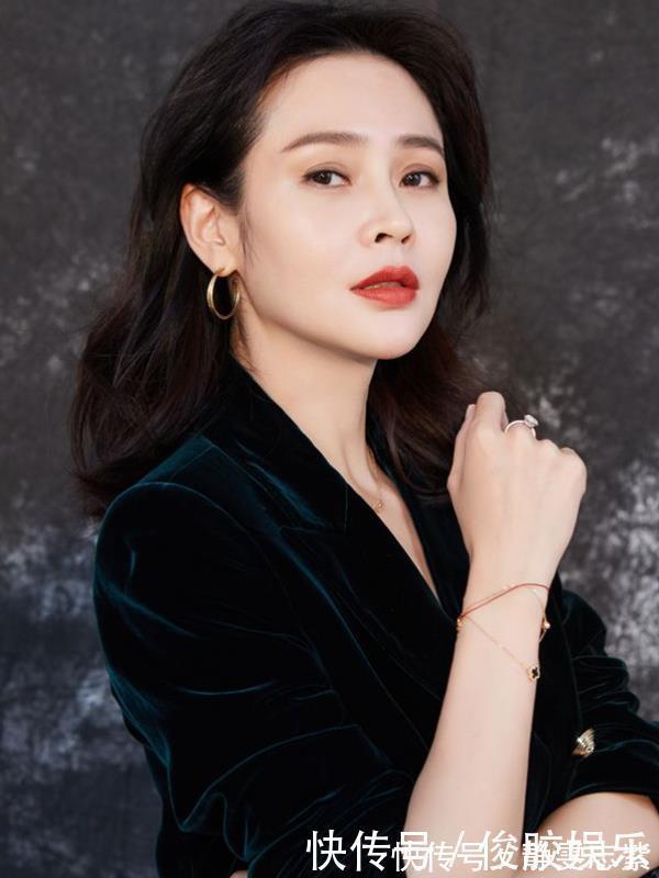 于明加25岁出演 金婚 低调嫁圈外人 38岁少女感十足 快资讯 于明加25岁出演 金婚 低调嫁圈外人 38岁少女感十足 快资讯