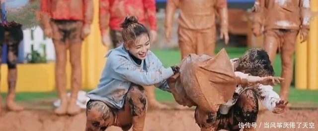 秦川玺 跑男争论背后,当宋雨琦与杨颖同上热搜榜时,到底谁输谁赢?