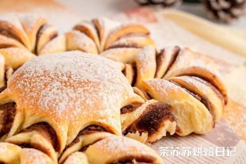 圣诞节快到了，教你做一款适合过节的甜点！简单快手，好吃过瘾！