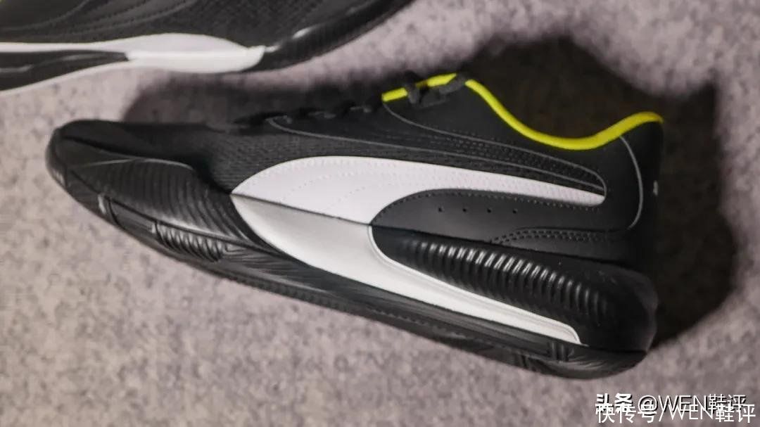 球鞋|PUMA Triple开箱：低价的外场球鞋，一鞋两穿有何惊喜？