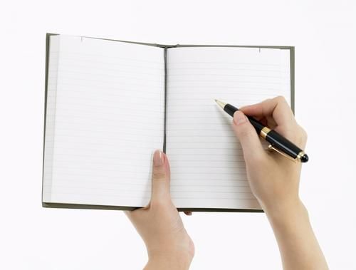 哪些口红色号很百搭？这些品牌的口红色号一年四季涂都不会出错