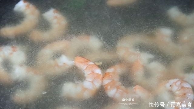 家里孩子每次不吃饭,我就做这道菜给她吃,每次孩子都要吃个精光