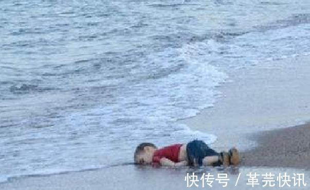 爹妈|3岁儿子被丢在幼儿园,爹妈3天没来接,老师看到书包里面红了眼