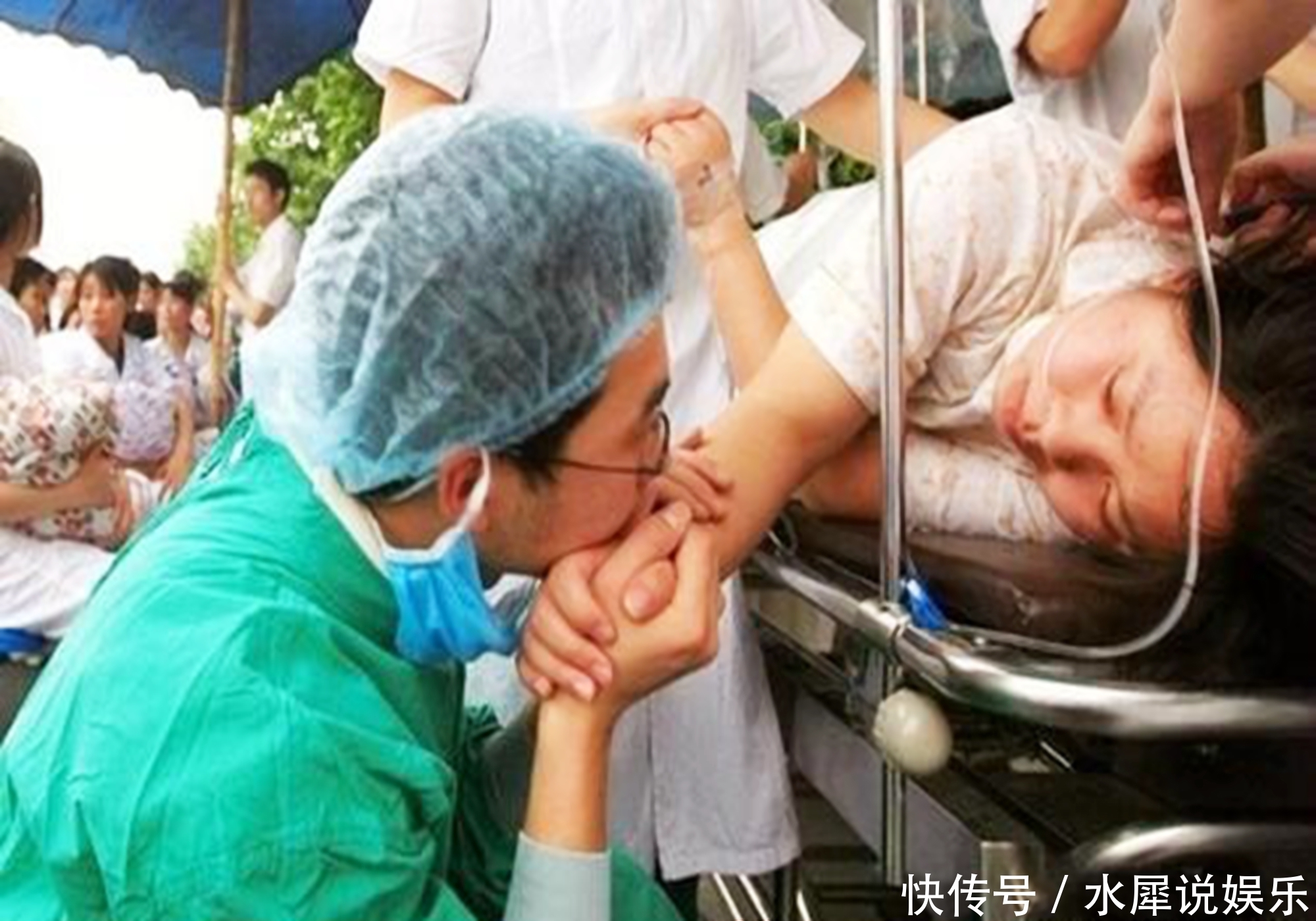 巴掌|产妇分娩骂个不停,丈夫反手一巴掌,“啪”的一声整个产房安静了