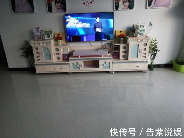 壁画|晒晒农村婆家的婚房,厨房超霸气,院里壁画大得吓人,你见过吗