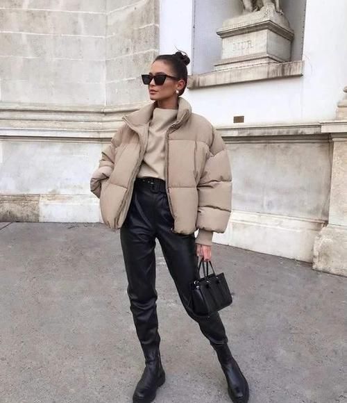 不论搭裙子还是穿裤子，一定要牢记“上下法则”，时髦不是问题