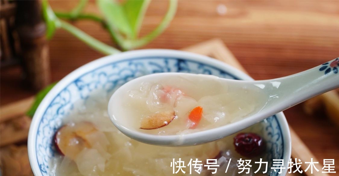 银耳怎么煮才容易出胶分享2个小窍门，省时省力，简单实用！