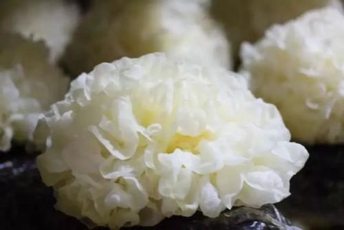 花青素|多半老得慢女人，爱吃“5紫”、“2白”、“1红”，或皮肤变细腻