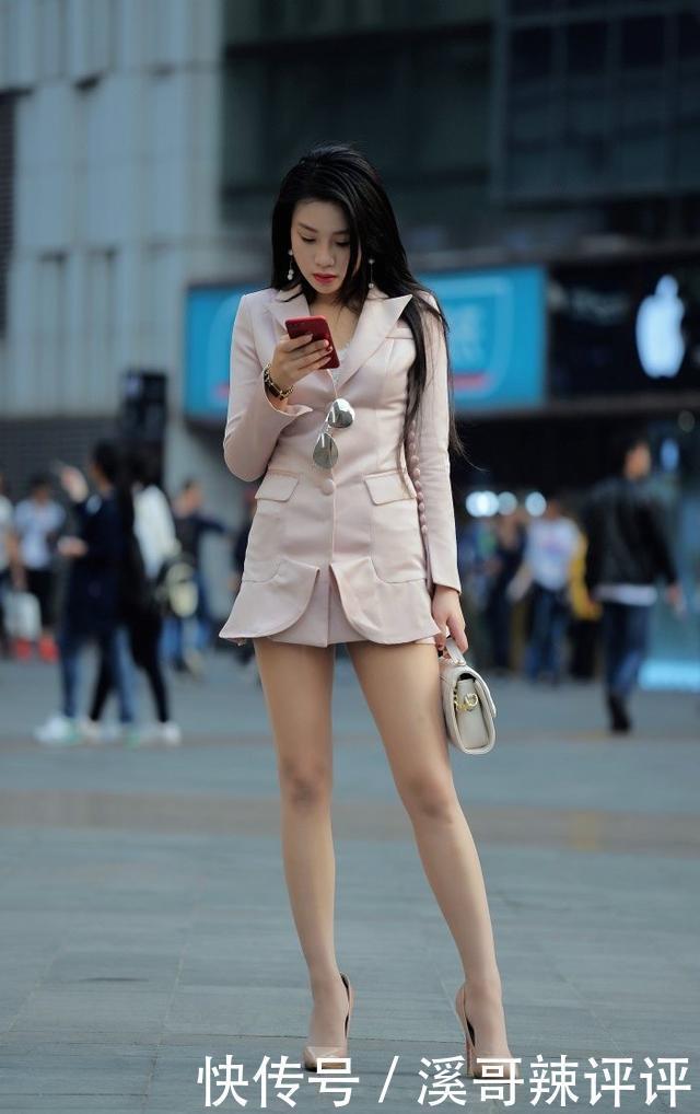 姐姐职业装的职业范,小短裙的优势被掩盖