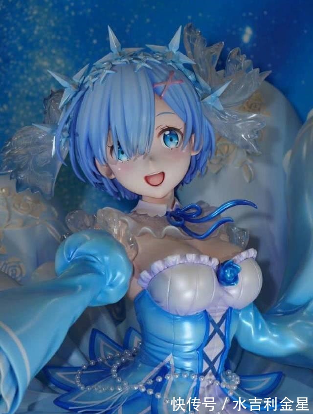 路飞|路飞等身手办碎了一地,看着真令人心疼