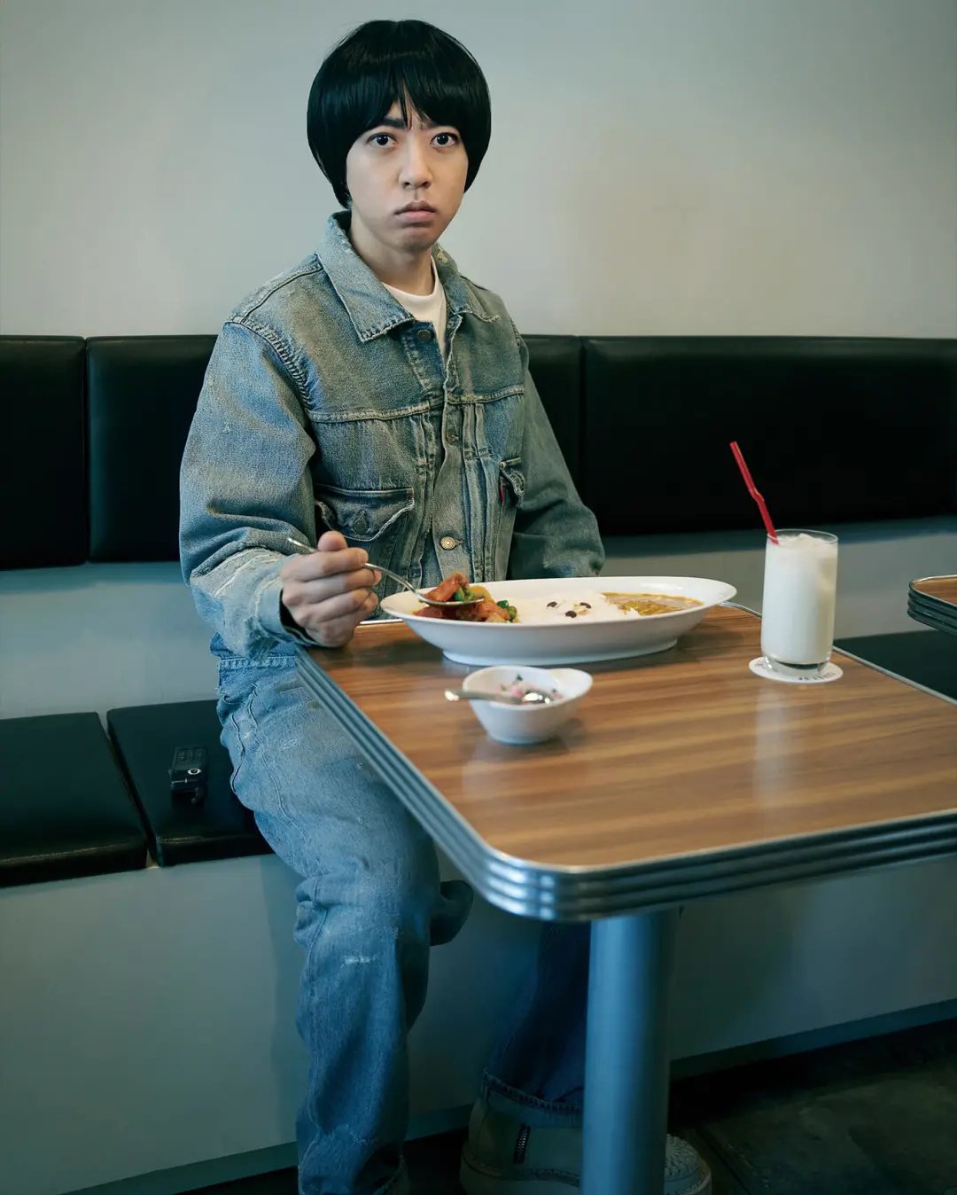 丹宁|论夏季裤装谁更别致清爽，它比「蓝牛」更有看头