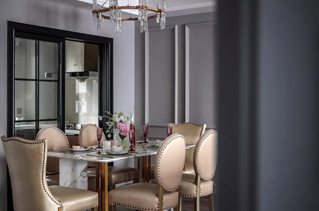 搭配|126平轻奢美式,全屋高级感十足,进门就被高级灰玄关、六角方砖惊艳了!