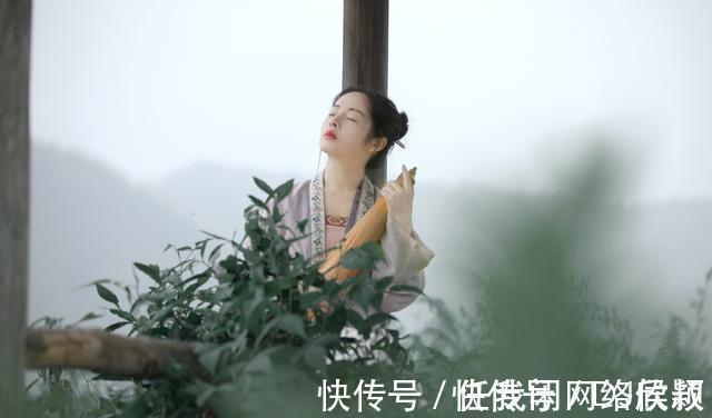 东篱!七绝·十首丨已无壮志追香梦,久避多情伴落霞