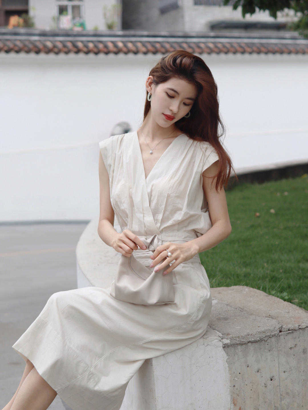 线条|腿粗腰粗怎么穿才显瘦?这几个小技巧值得看看,学到就是赚到