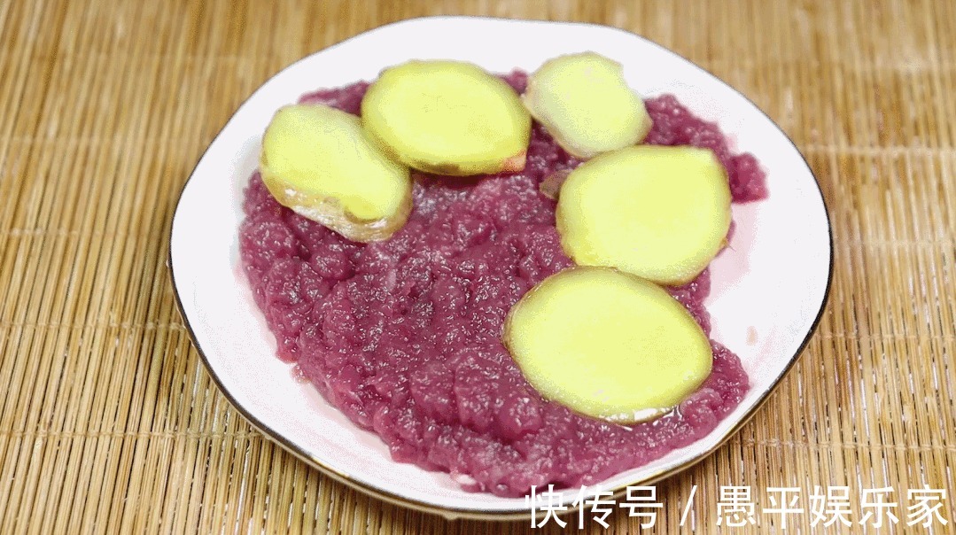 宝宝|宝宝多吃牛肉好处多,教你一招,不腥不柴,软糯好消化,辅食首选