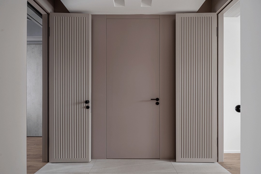 布置|210㎡简约大平层,淡雅温馨、绿植装饰,生活文艺舒适