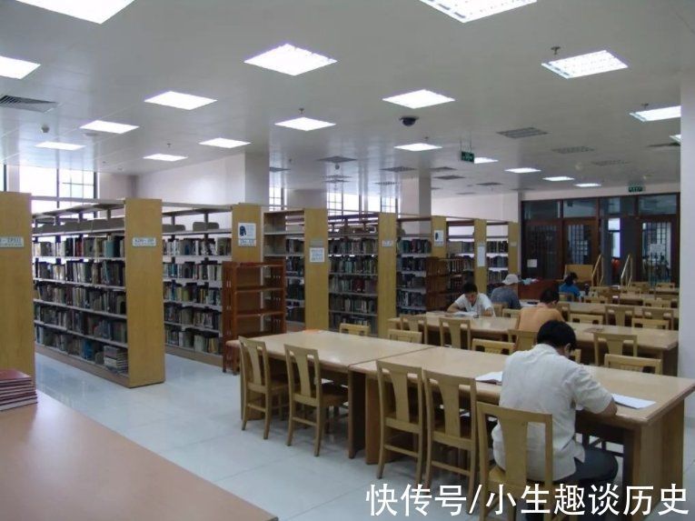 父母&北大硕士邓文庆:毕业出家为僧,父母苦劝无果,反倒一起搬入寺中