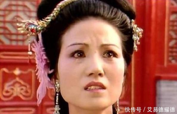 赵姨娘|说红楼:赵姨娘一出场,鸡飞狗跳!这个泼妇可恨又可怜