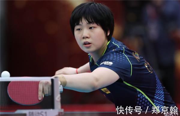 小将|国乒女队主帅李隼亲自坐镇,04年小将发威!轰11-3、3-0横扫晋级