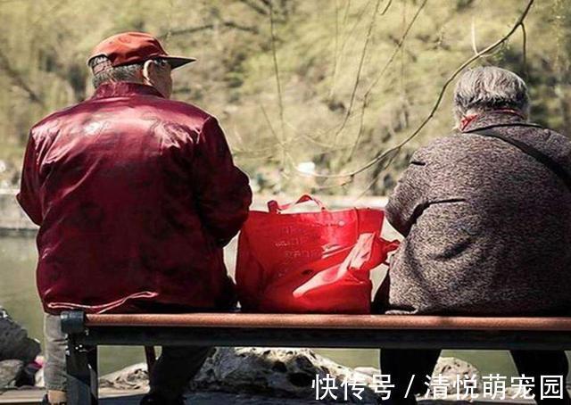老太太|中国首批“丁克”面临养老,晚景凄凉?没孩子很现实,这点更现实
