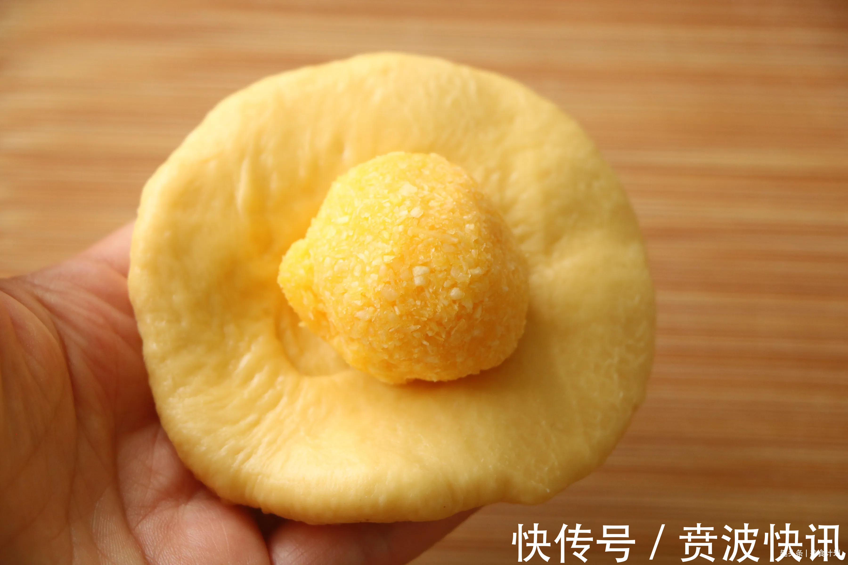 孩子|让你完全没有抵抗力的早餐,孩子一口气吃2个,又香又软百吃不腻