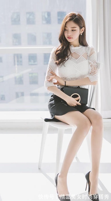 在职场 简约时尚的黑色短裙,修身显瘦,展现独特的优雅气质