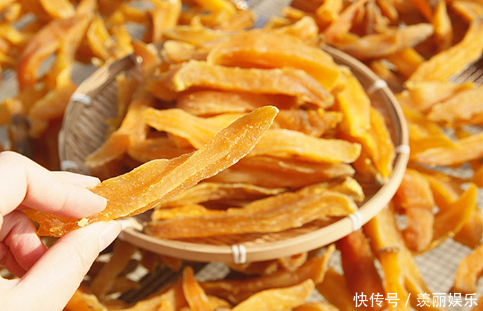 教你自制红薯干,健康无添加,香甜好吃有嚼劲,放一年都不坏