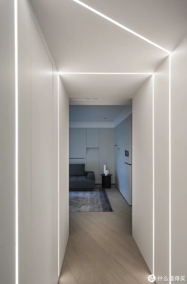 电视墙|岩板上电视墙、全屋用大瓷砖，碰到这样的设计师，千万别签合同！