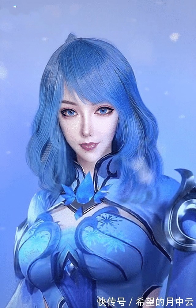 颜哥|斗罗十二美女经典cos!月华比比东超传神,阿银小舞如同动漫原版