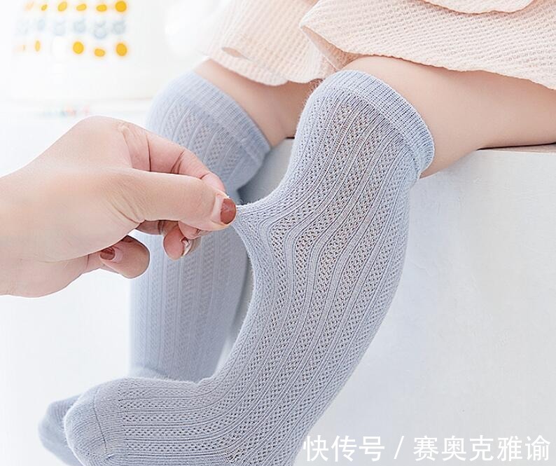 袜子|厚厚的袜子别给孩子穿了,看我闺女脚上穿的,舒适更透气