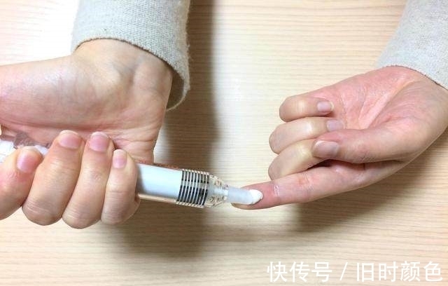 ve|小小的一支乳白色的它，睡前用来抹脸，7天皮肤白的发光透亮