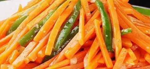 排骨|美食严选：红烧排骨，素炒红薯丝，青豆炒黑椒牛肉粒，小炒牛肉的做法