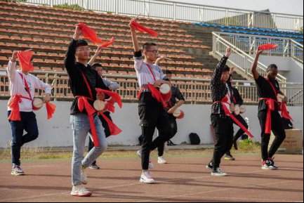 学生们|这几所大学的选修课，第一个出场的就让人好羞涩