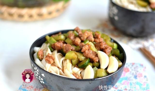 面条|5种面条做法,看着就流口水,比肉丁炸酱面还好吃,简单营养美味