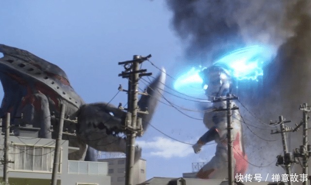 就应该|泽塔奥特曼赛罗被布鲁顿吸走,帕拉吉之盾都没用,泽塔开始慌了!