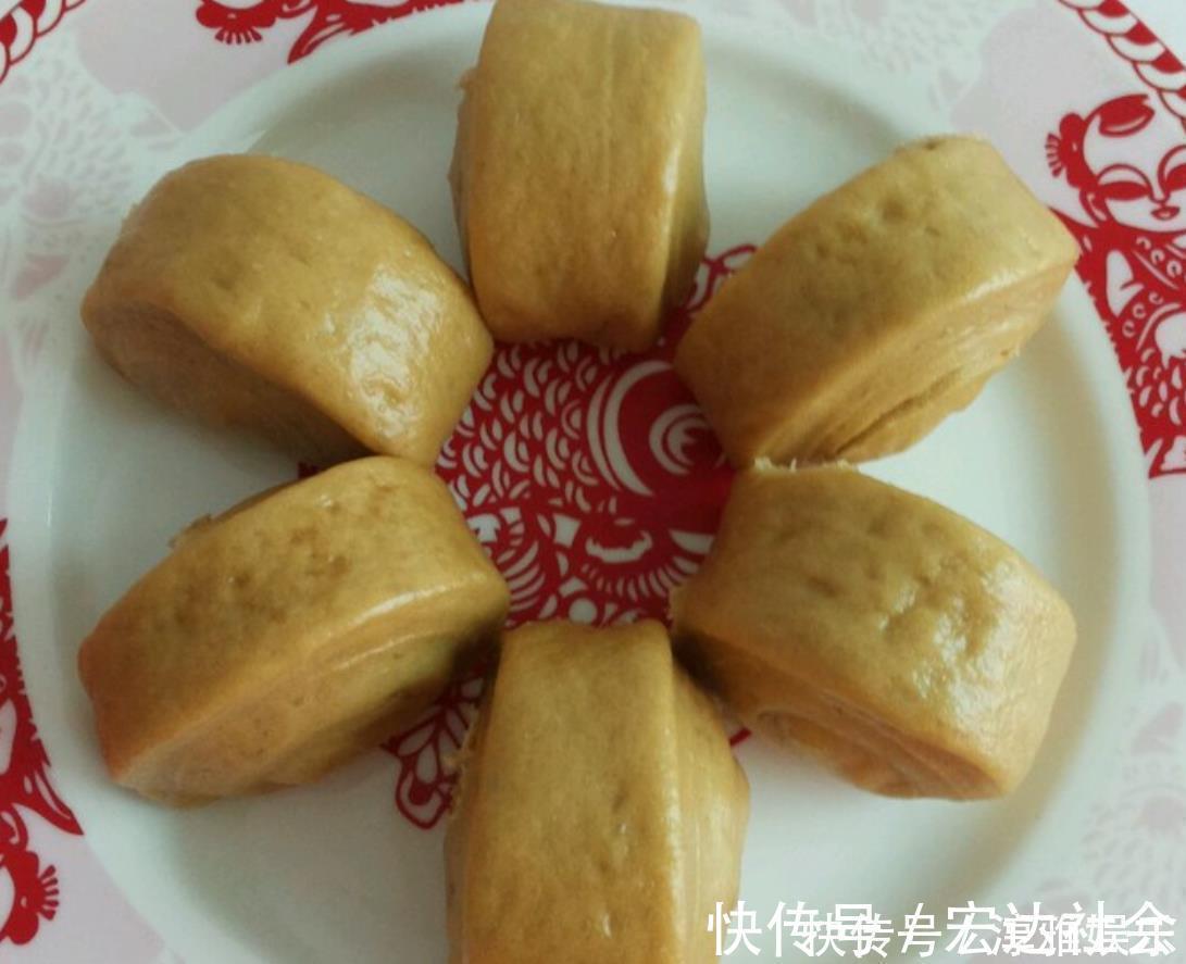 在家蒸馒头,面粉里多加点这东西,松软香甜,好吃又健康