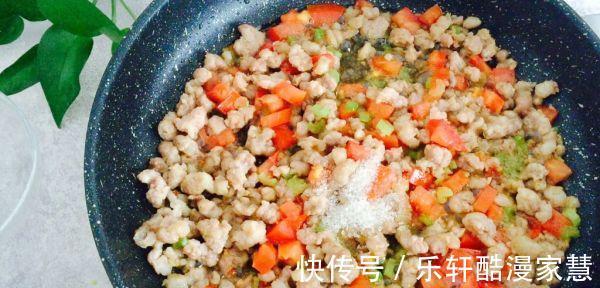 在家做口感绝佳的咖喱餐包，美日早餐必备，这个做法好吃极了！