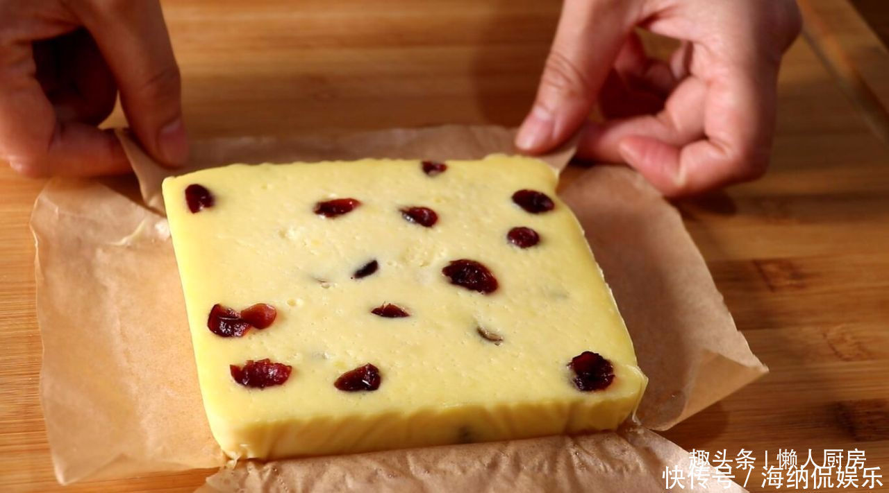 想吃蛋糕不用买，教你酸奶蛋糕的简单做法，无水无油，还不用烤