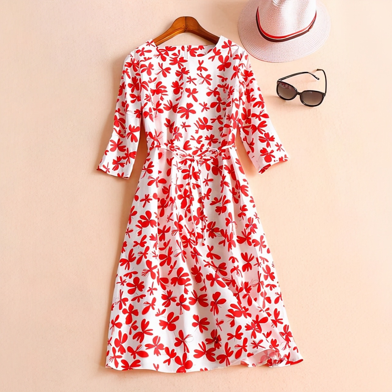 裙身|女人年过三十不年轻没关系,但往后就得有气质韵味连衣裙精致自己