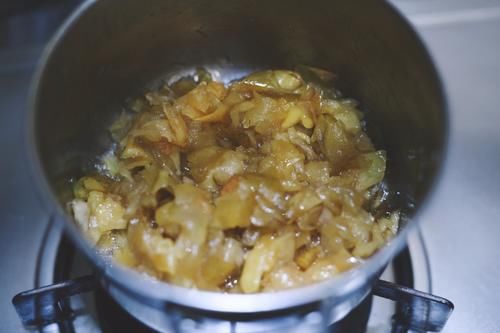 黏稠|苹果果酱黏稠甜香，果肉丰富，自己做的无色素无添加剂，安全放心