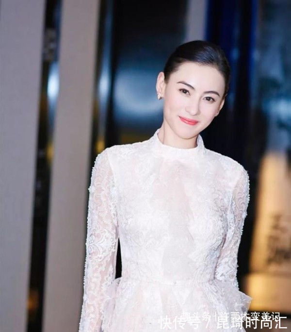 女人 女人过了50岁,尽量避开这3种发型,尤其是第2种,显老又土气