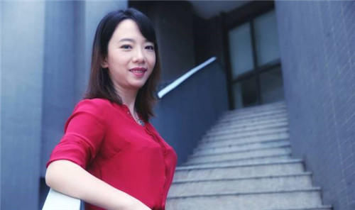 她是“北斗系统”的设计师，32岁成中科院博导，因太优秀至今单身