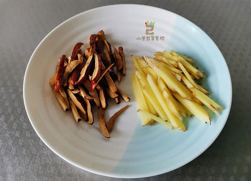 大米|三伏天女人最该喝这茶，早饭后来一杯，祛湿解暑气，天热也精神