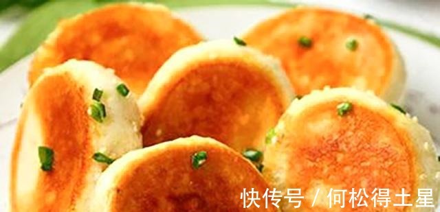 煎饺|在家怎么做水煎饺水煎包按照这比例做法,金黄鲜嫩,一次成功!