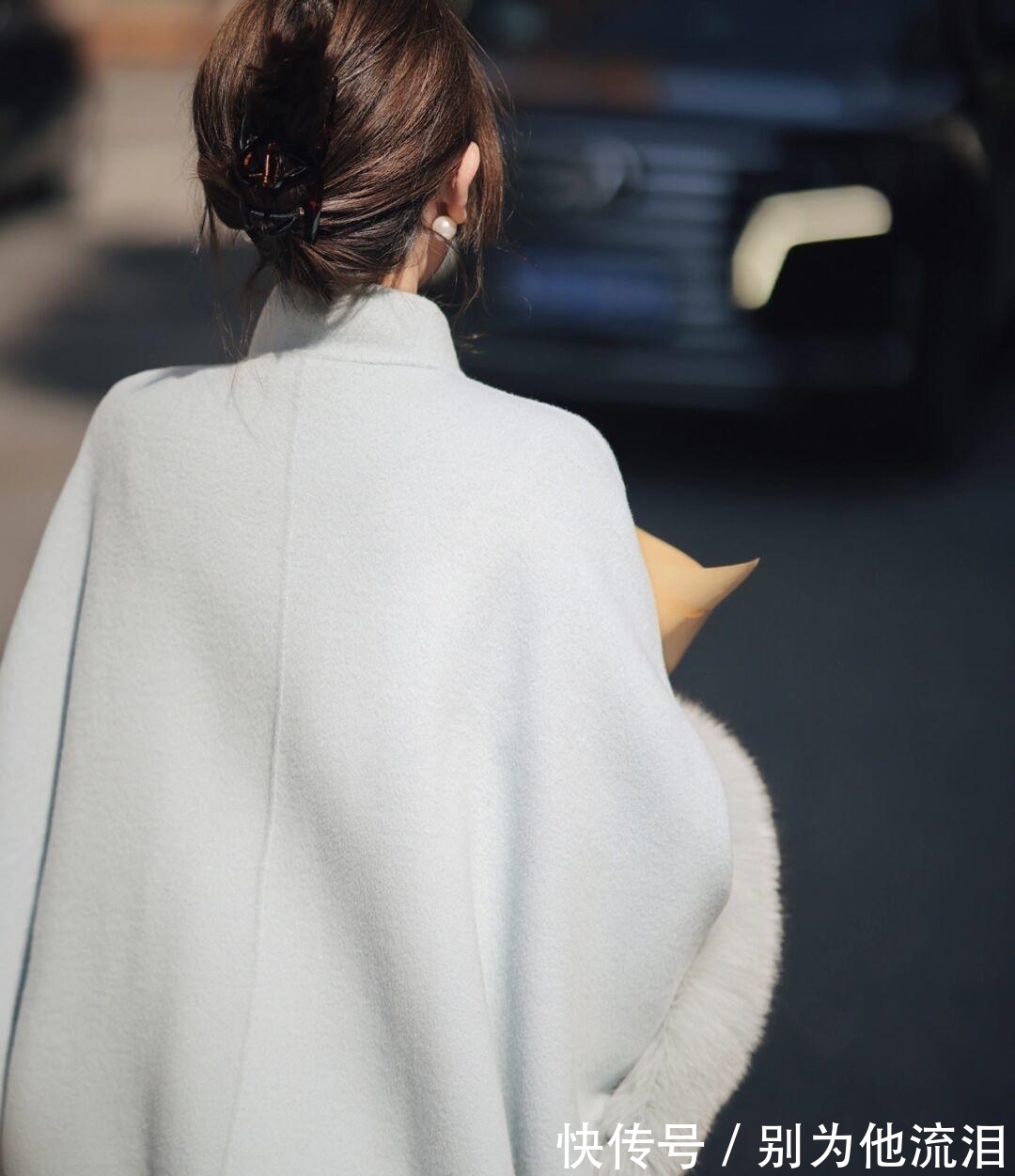 大衣 真正洋气的女人,冬天都爱穿这几款“大衣”,简约利落又百搭